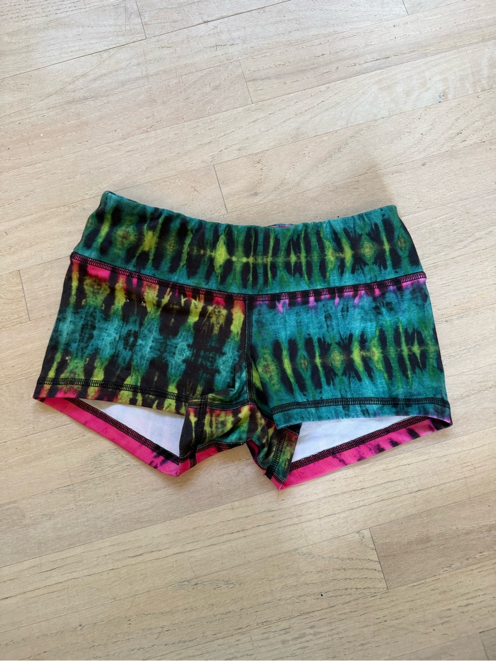 FLEO SHORTS